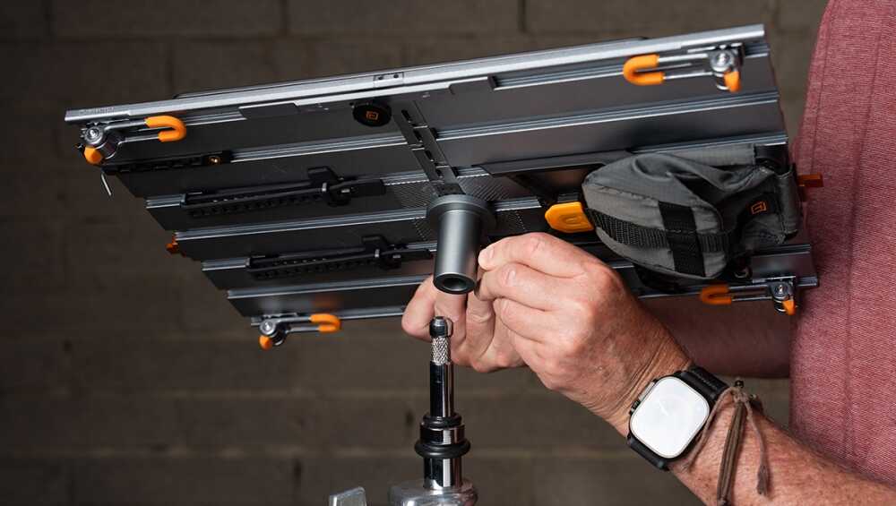 AeroTrac™ Retractable Accessory Holder - Image 8