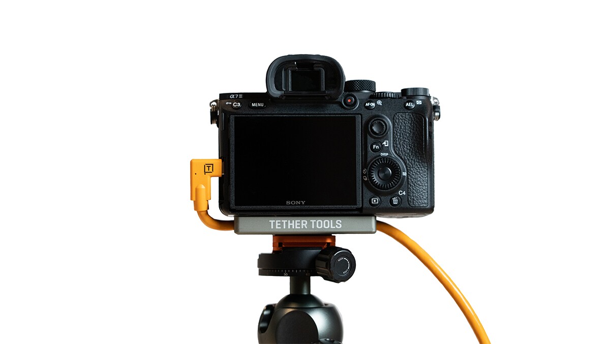 TetherPro USB-C to USB-C 5G, 15' (4.6m), Right Angle Cable - Image 10