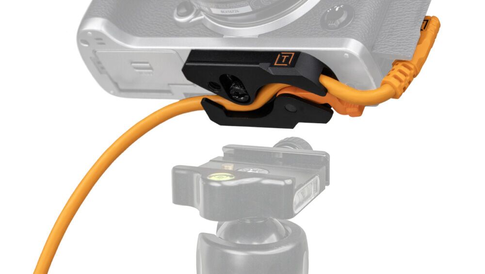 LeverLock® & Cable Kit, Optima 10G, Straight to Right Cable